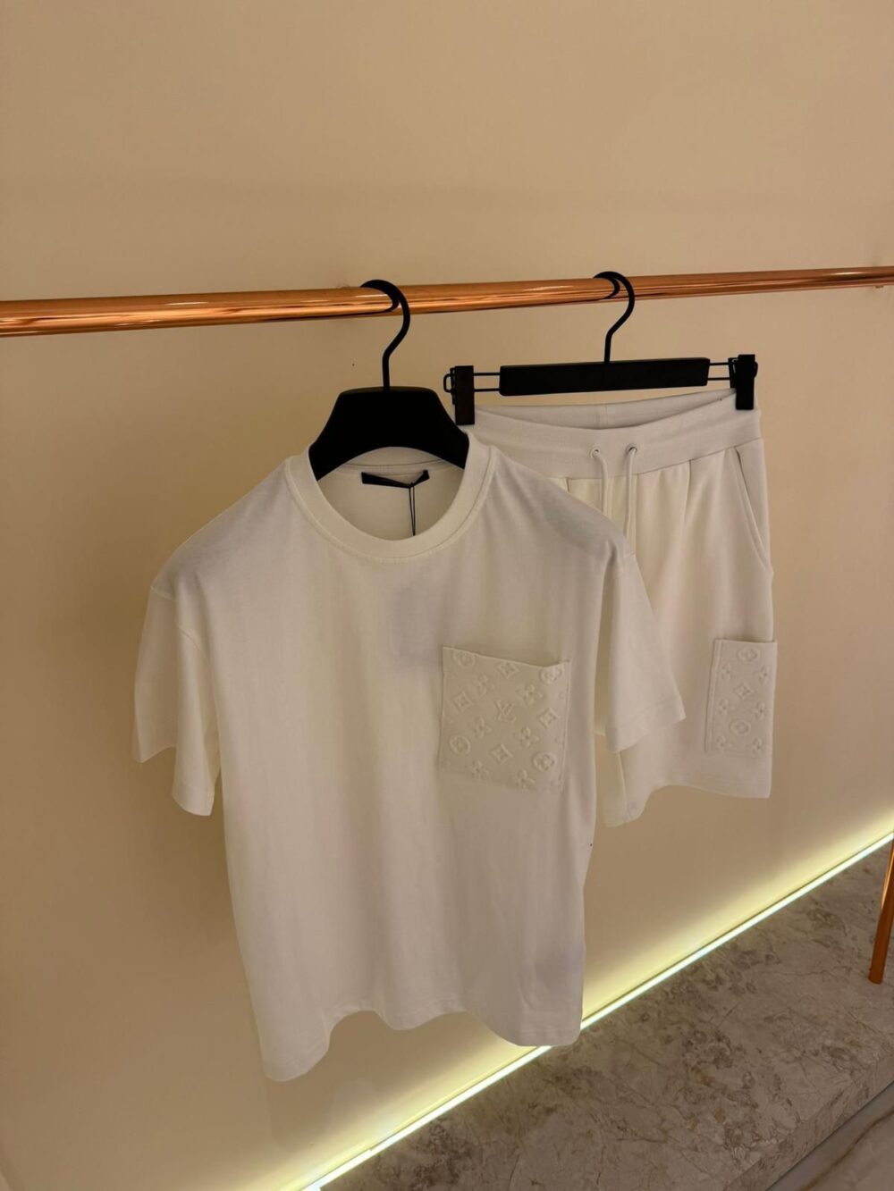Louisvuitton short jeans | White