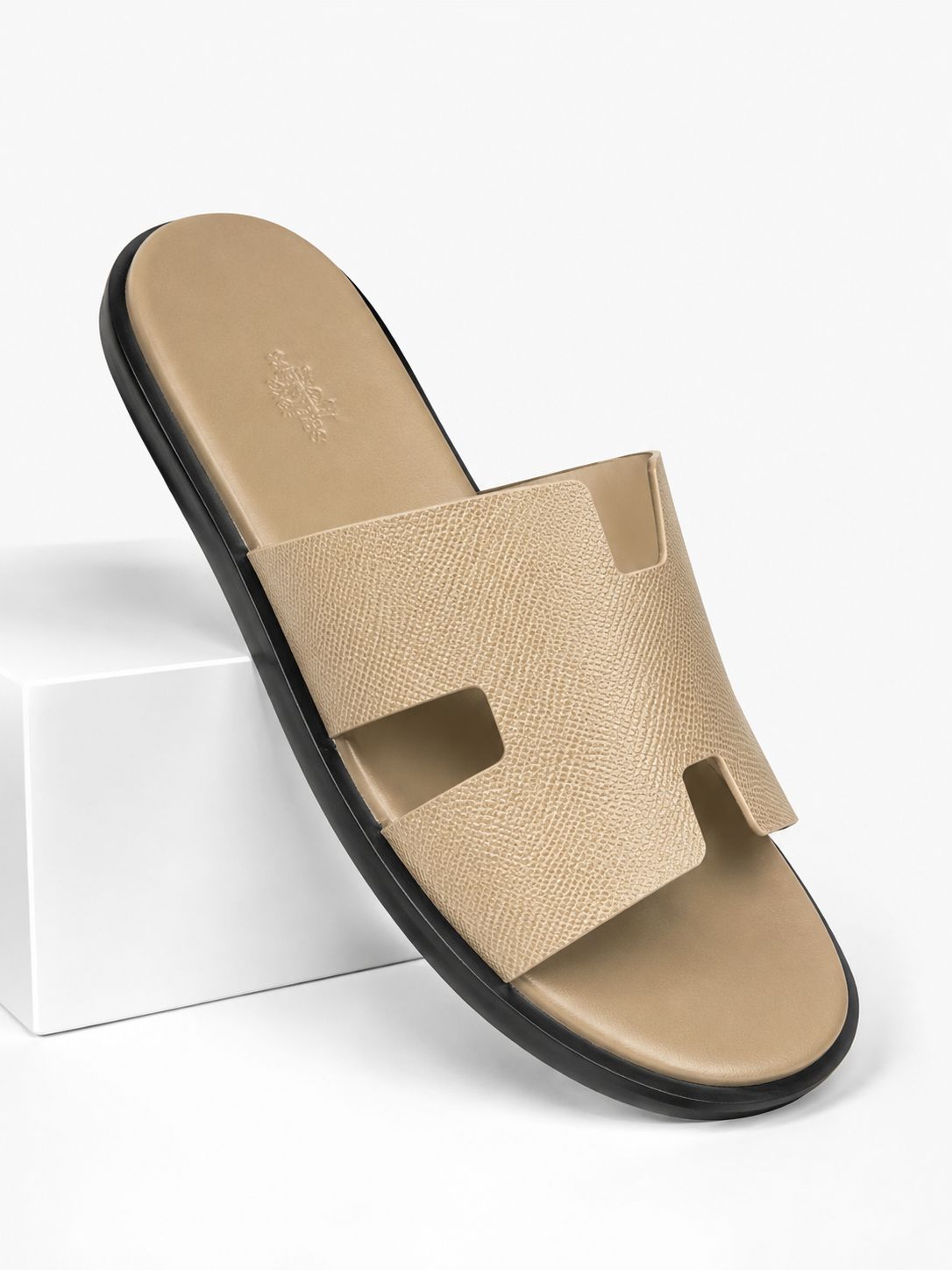 Hermes izmir sandal beige