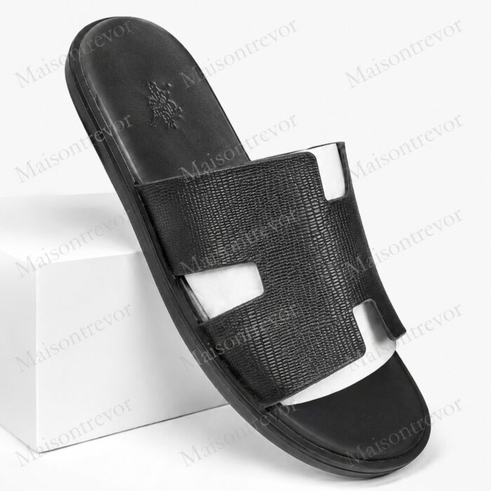 Hermes izmir sandal black ribble
